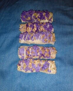 Soul Peace Bundle-String Of Hearts Variegated -Green Aura sage